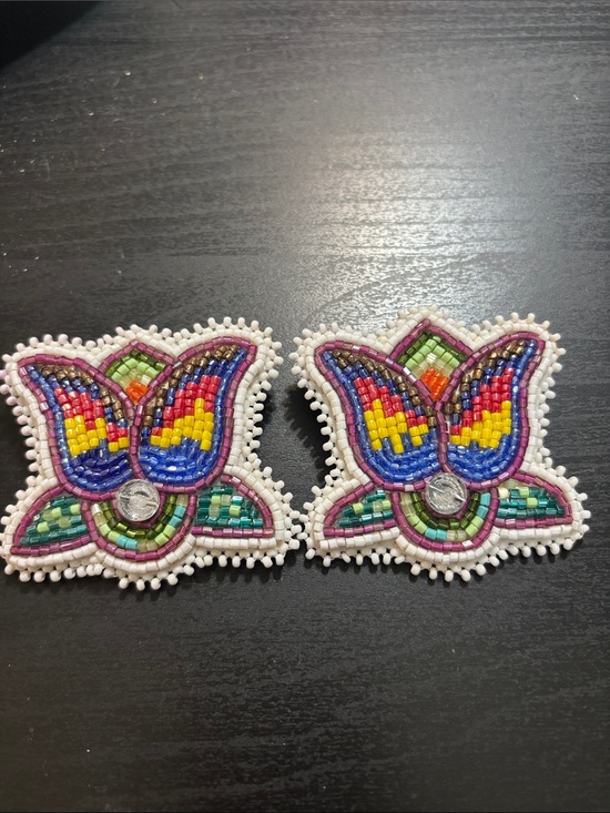 Handmade Jewelry - Authentic Indigenous Hand-Beaded Flat Stitch Floral Tulip Earrings